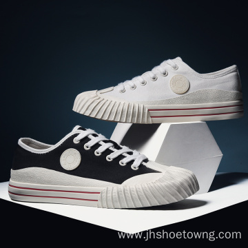 Men Casual White low top canvas shoes